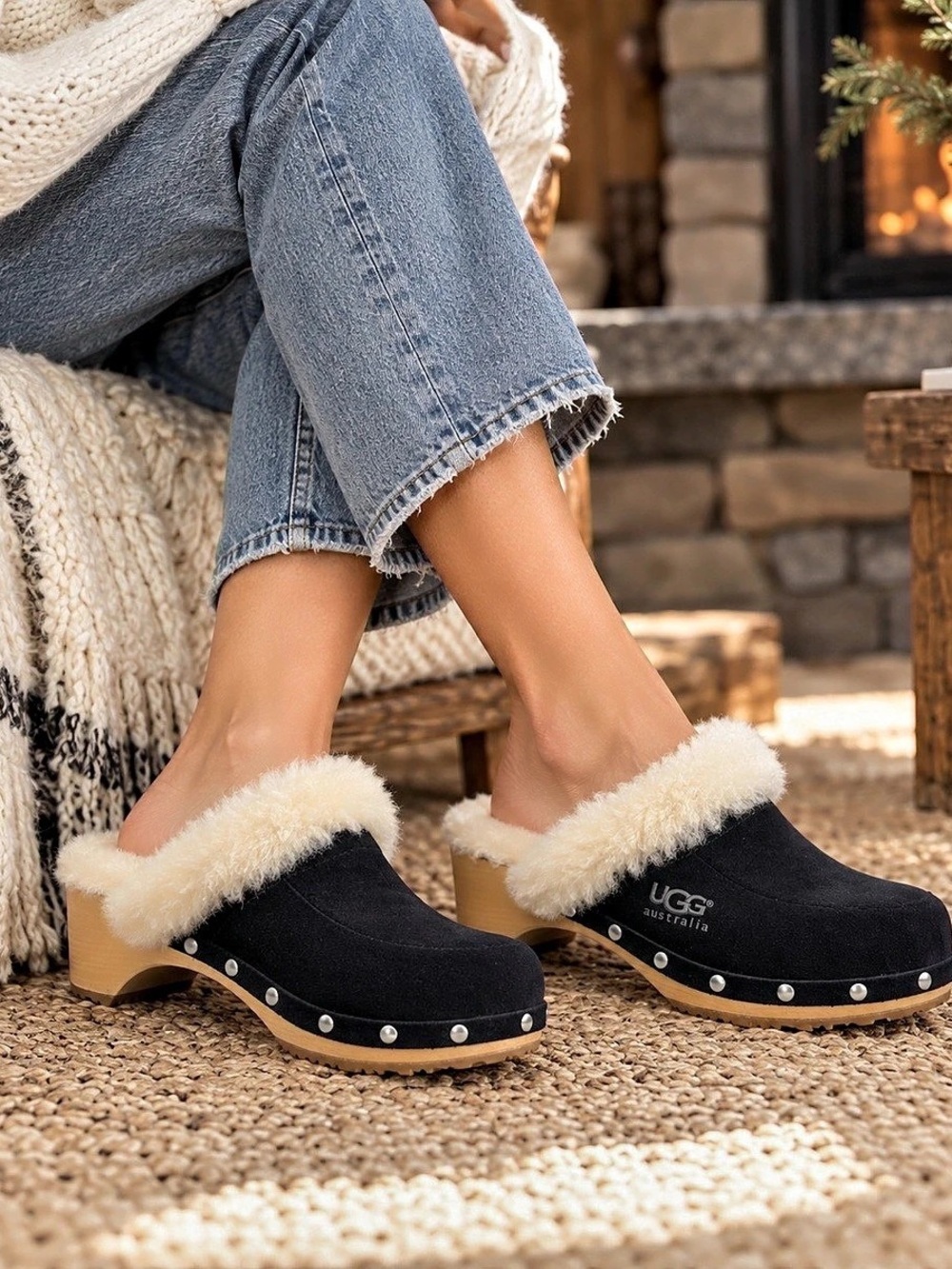 UGG Lynnea Fur-Lined Studded Clogs US 6